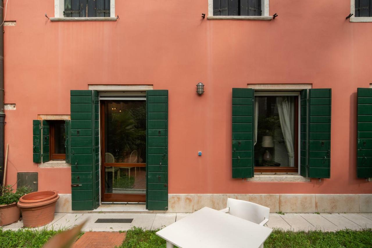 Garden Apartment Venice Exterior photo